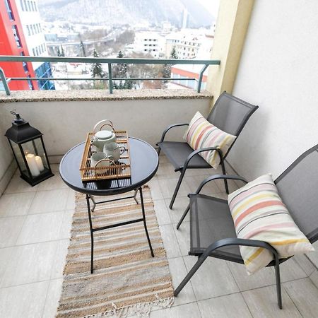 Alure Residences 3 & 24H Self Check-In, Parking In The Garage In The Apartment Building Included, New Building, Terrace, Green Location With A Forest Park With A Lake, Children'S Playground Banská Bystrica Exterior photo