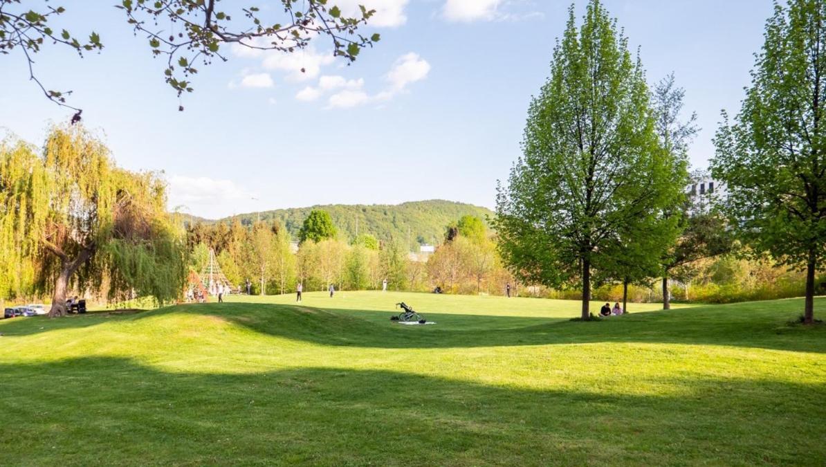 Alure Residences 3 & 24H Self Check-In, Parking In The Garage In The Apartment Building Included, New Building, Terrace, Green Location With A Forest Park With A Lake, Children'S Playground Banská Bystrica Exterior photo